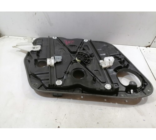 Стеклоподъемник передний правый с моторчиком