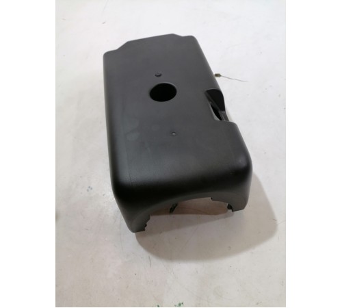 Кожух рулевой колонки нижний