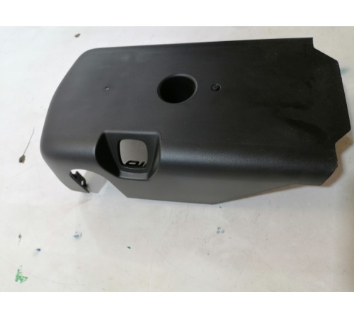 Кожух рулевой колонки нижний