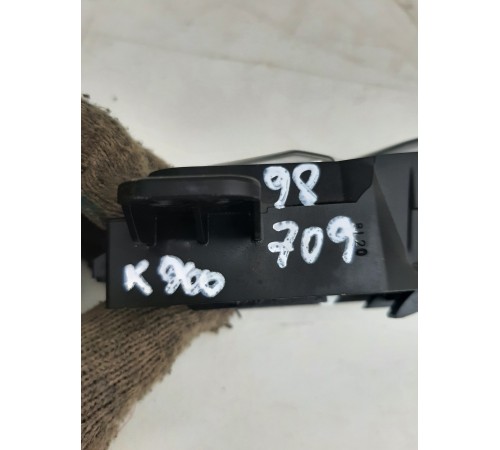 Ручка двери (задняя правая внутренняя)