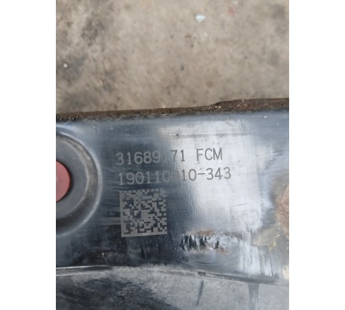 Балка подвески передняя (подрамник)