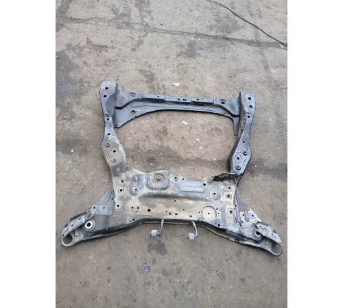 Балка подвески передняя (подрамник)