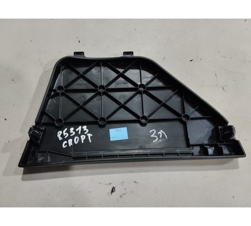 Крышка багажного отделения левая