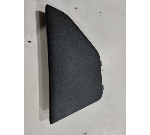 Крышка багажного отделения левая