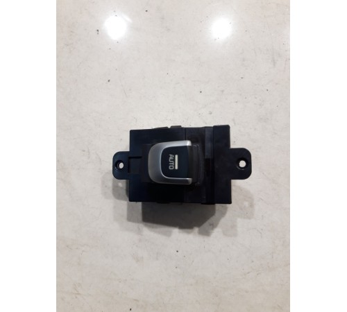 Кнопка стеклоподъемника (задняя левая)