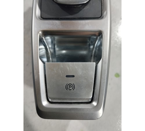 Блок кнопок многофункциональных центральной консоли джойстик