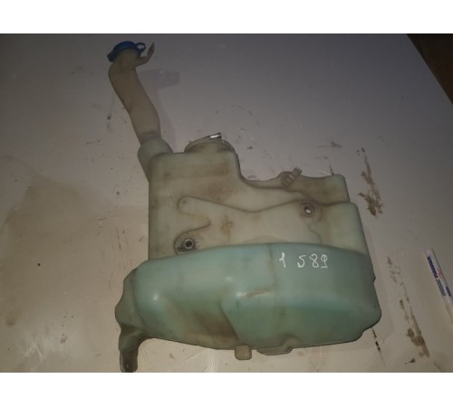 Бачок стеклоомывателя