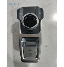 Блок кнопок многофункциональных центральной консоли джойстик