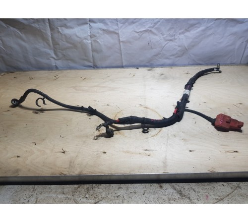 Клемма плюсовая