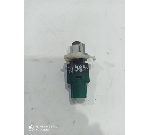 Датчик включения стоп-сигнала