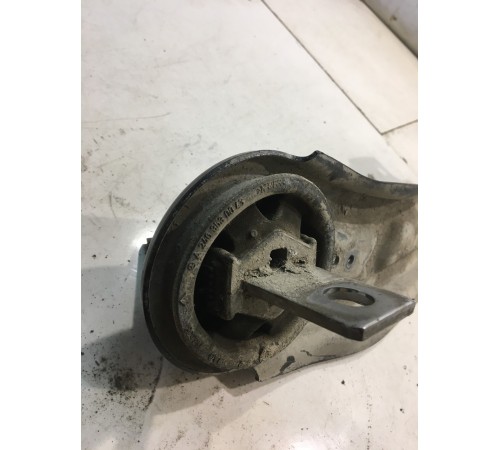 Рычаг подвески (задний, правый)