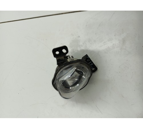 Фара противотуманная левая