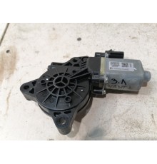 Моторчик стеклоподъемника задний левый