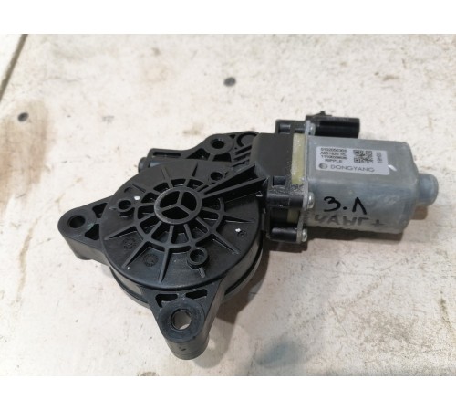 Моторчик стеклоподъемника задний левый