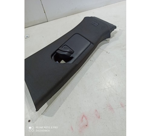 Обшивка центральной стойки(левая верхняя)