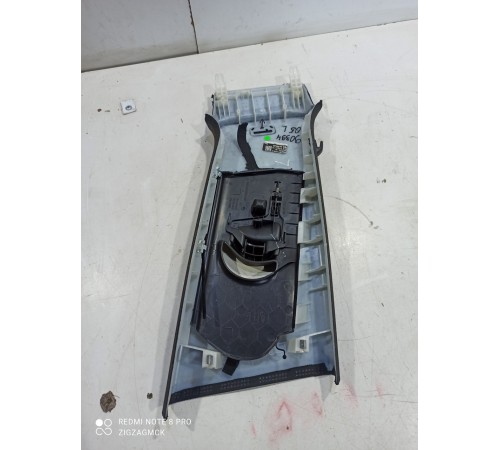 Обшивка центральной стойки(левая верхняя)