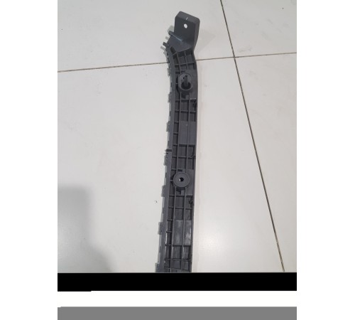 Кронштейн бампера задний правый