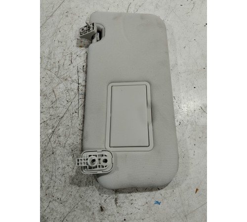 Козырек солнцезащитный левый