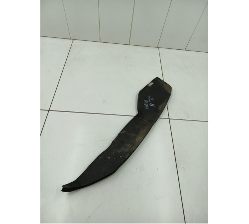 Пыльник крыла передний правый