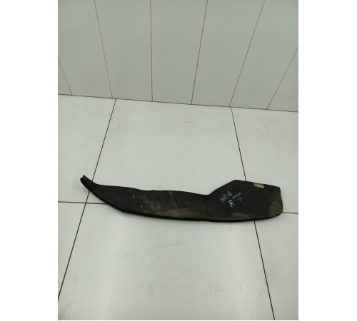 Пыльник крыла передний правый