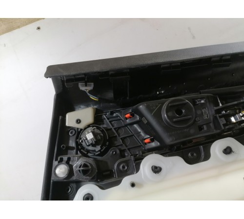 Обшивка двери задняя левая