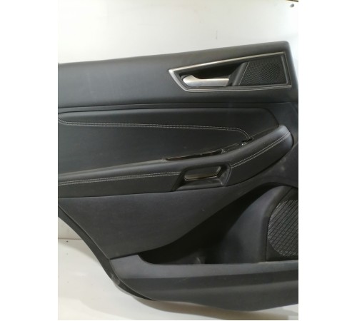 Обшивка двери задняя левая