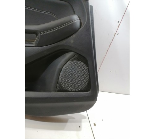 Обшивка двери задняя левая