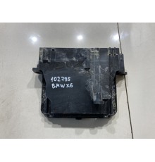 Кронштейн(крепление) блока управления двигателем