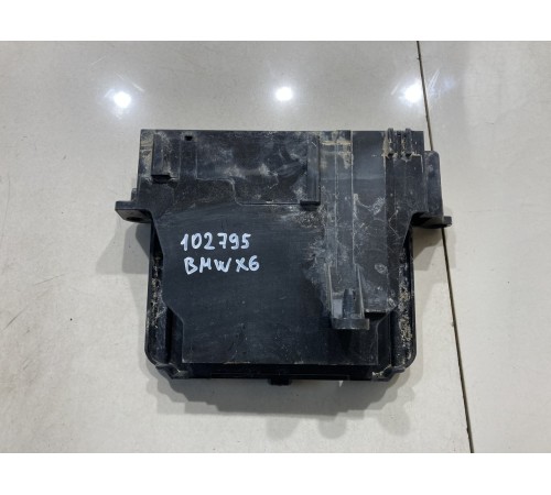 Кронштейн(крепление) блока управления двигателем