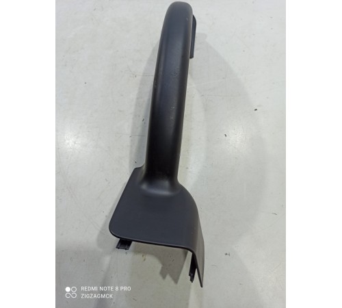 Накладка (кожух) петли крышки багажника левая