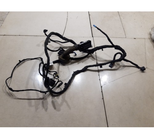 Электропроводка двери (передняя правая)