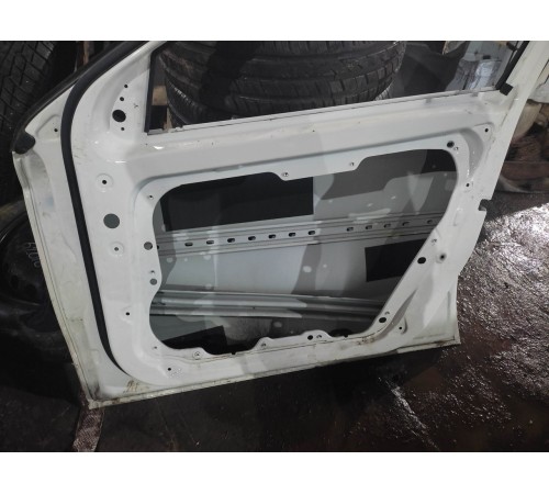 Дверь(передняя правая)