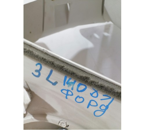 Обшивка багажника задняя левая