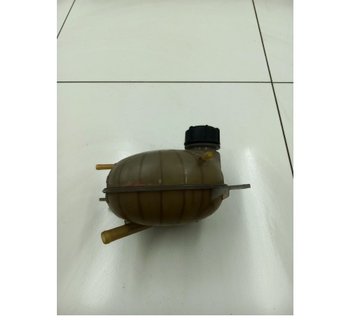 Бачок расширительный