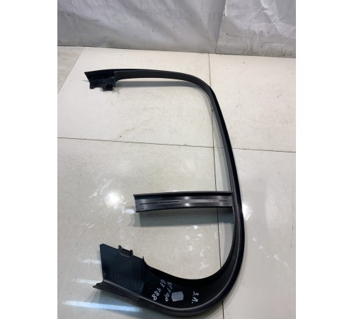 Накладка двери (задняя,левая)