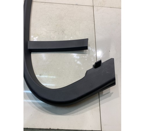 Накладка двери (задняя,левая)