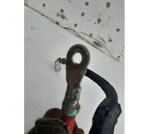 Провод с генератора на стартер