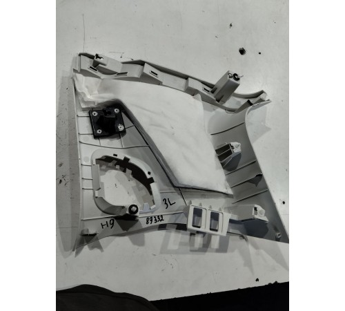 Обшивка стойки(задняя левая)