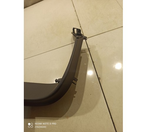 Обшивка багажника(правая)