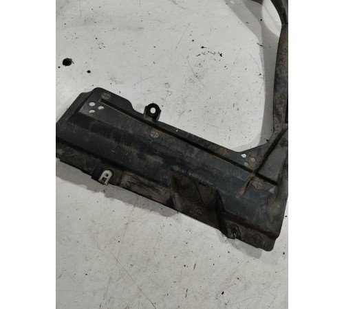 Защита днища кузова правая