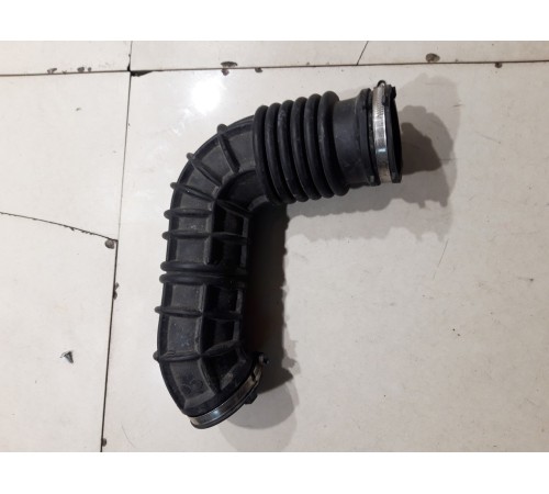 Патрубок воздушного фильтра