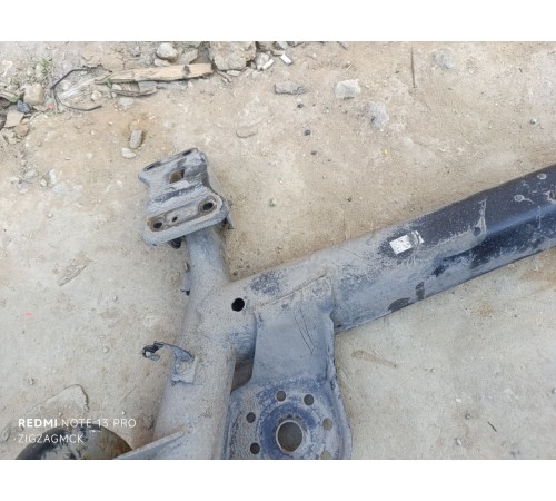 Балка подвески задняя