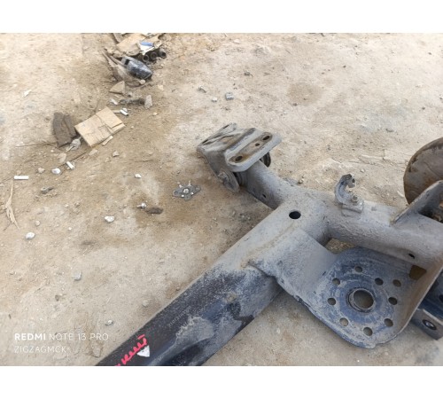 Балка подвески задняя