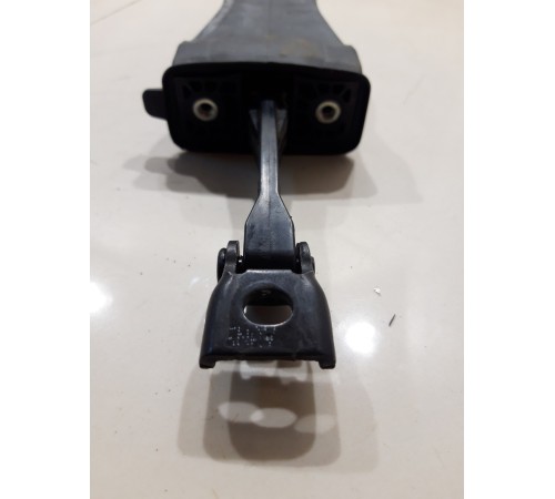 Ограничитель двери(передний левый)