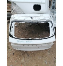 Крышка багажника (пятая дверь)