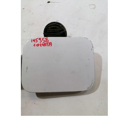 Лючок бензобака