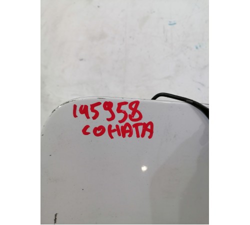 Лючок бензобака