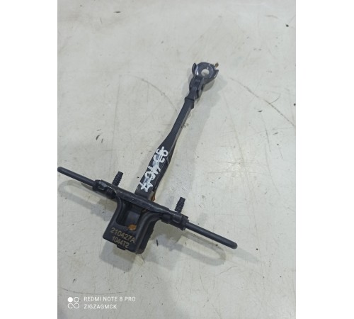 Ограничитель двери(задний левый)