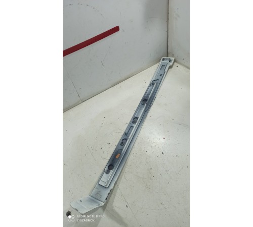 Накладка сдвижной двери правая