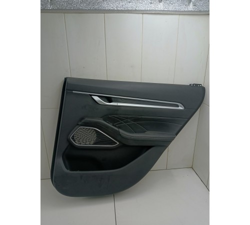 Обшивка двери задняя правая